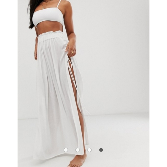 ASOS DESIGN maxi beach skirt with lace up sides in - Picture 4 of 4